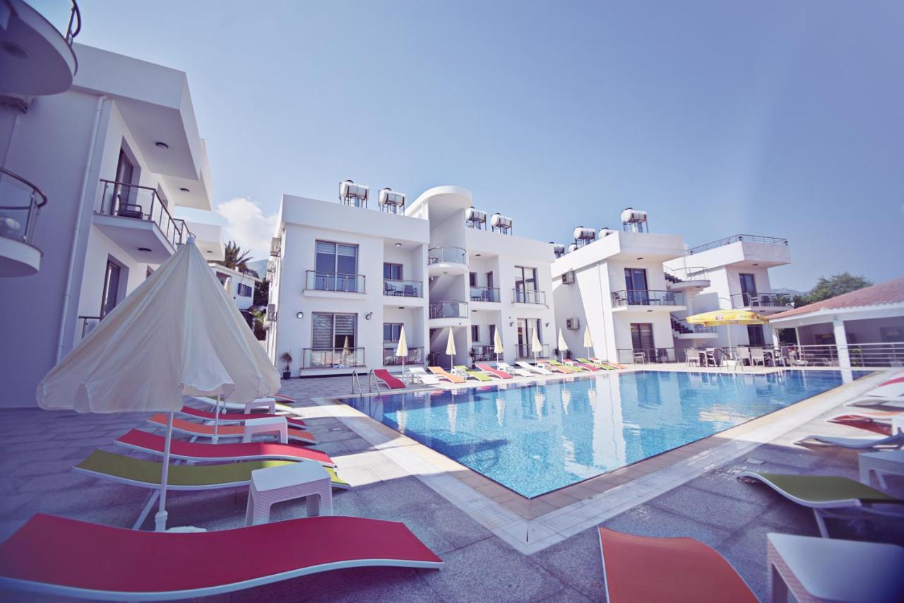 Metin Houses Kyrenia  Luaran gambar