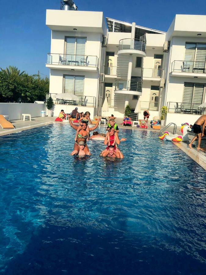 Metin Houses Kyrenia  Luaran gambar